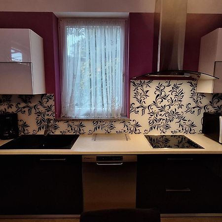Apartments Komel I Опатия Екстериор снимка