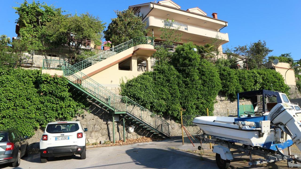 Apartments Komel I Опатия Екстериор снимка